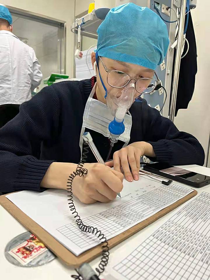 6.“失声”不下火线.jpg 6.“失声”不下火线.jpg