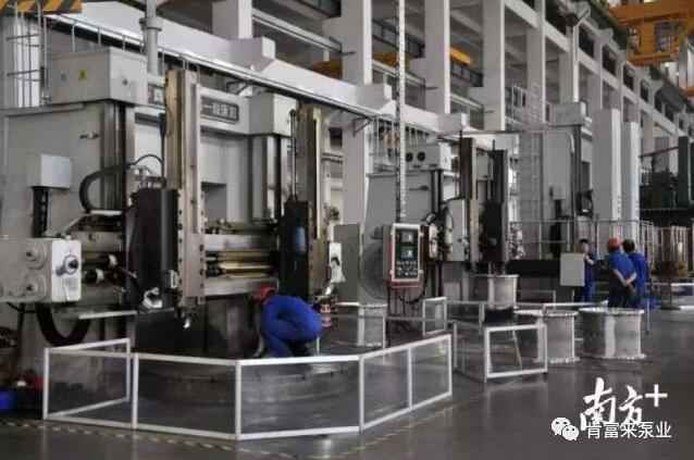 65年来，开云网页版·开云页面官方网站-开云(中国)一直专注于泵领域的研究和应用，图为开云网页版·开云页面官方网站-开云(中国)车间